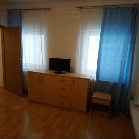 City Hostel Bratislava Buitenkant foto